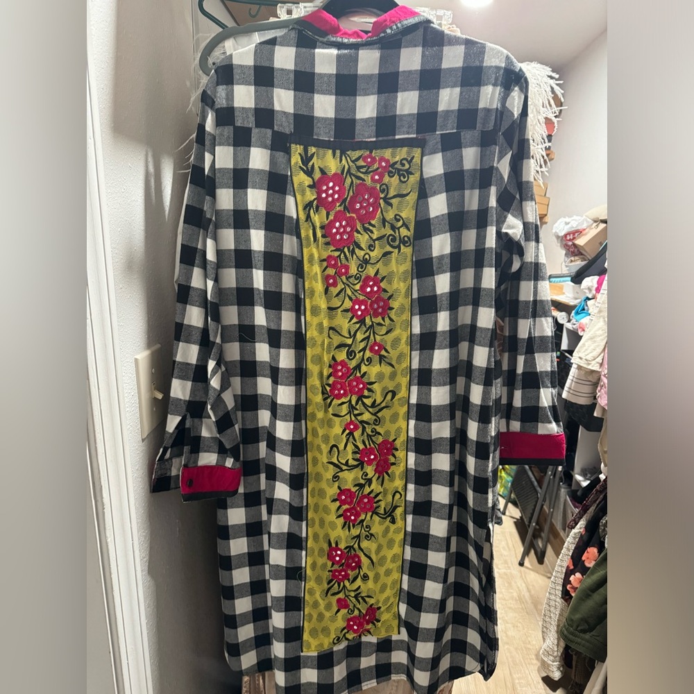 Upcycled plaid duster/ shirt dress Size M/L - Picture 2 of 2